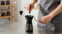 Hand Grinder Maintenance: Cleaning and Adjusting